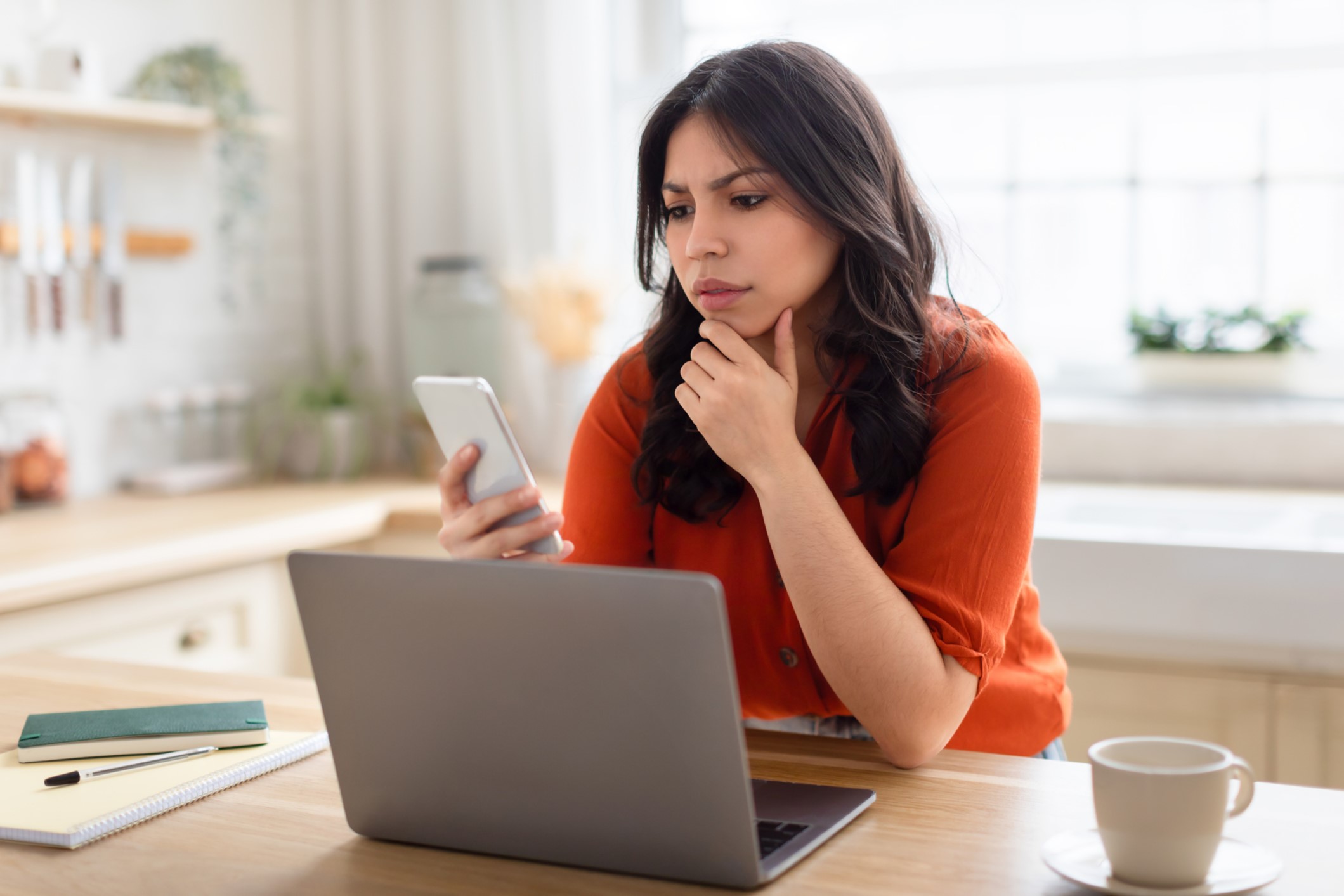 Women on her computer fighting against immigration fraud 